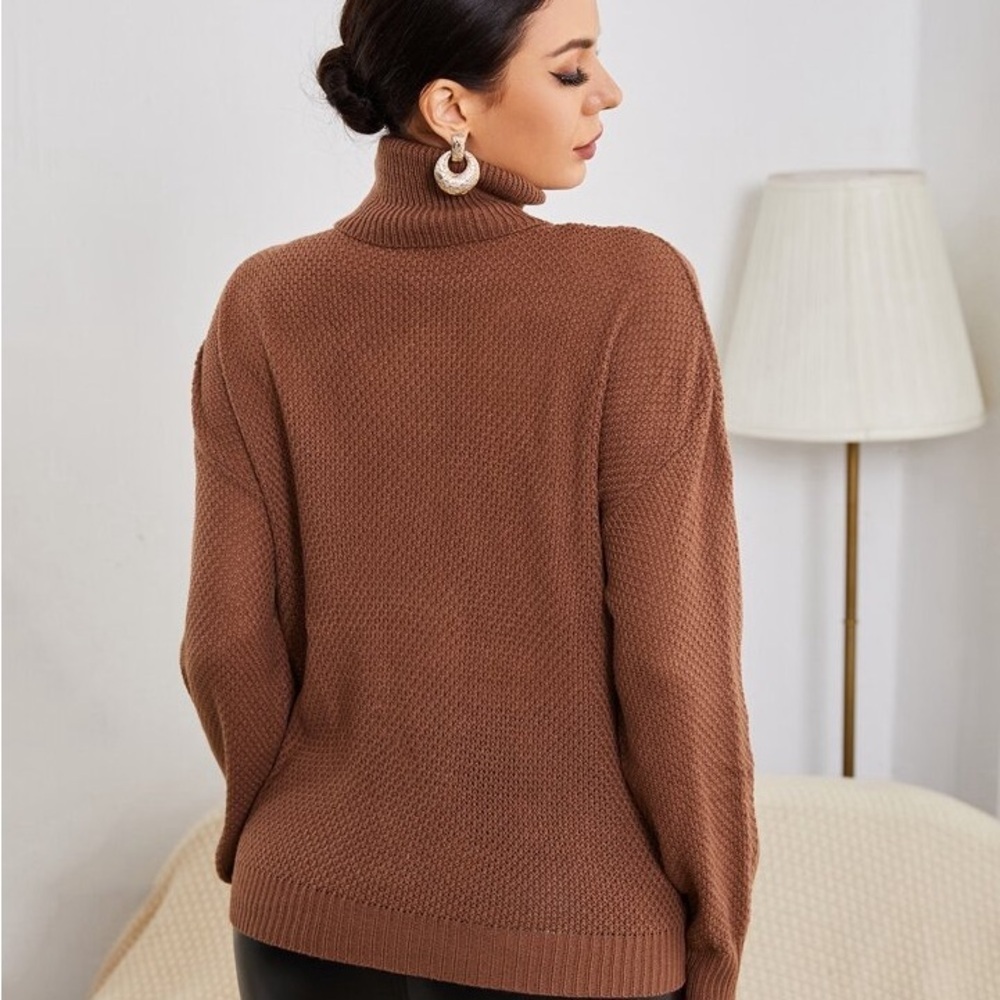 Elegant Brown Turtleneck Sweater - Picture 4 of 8